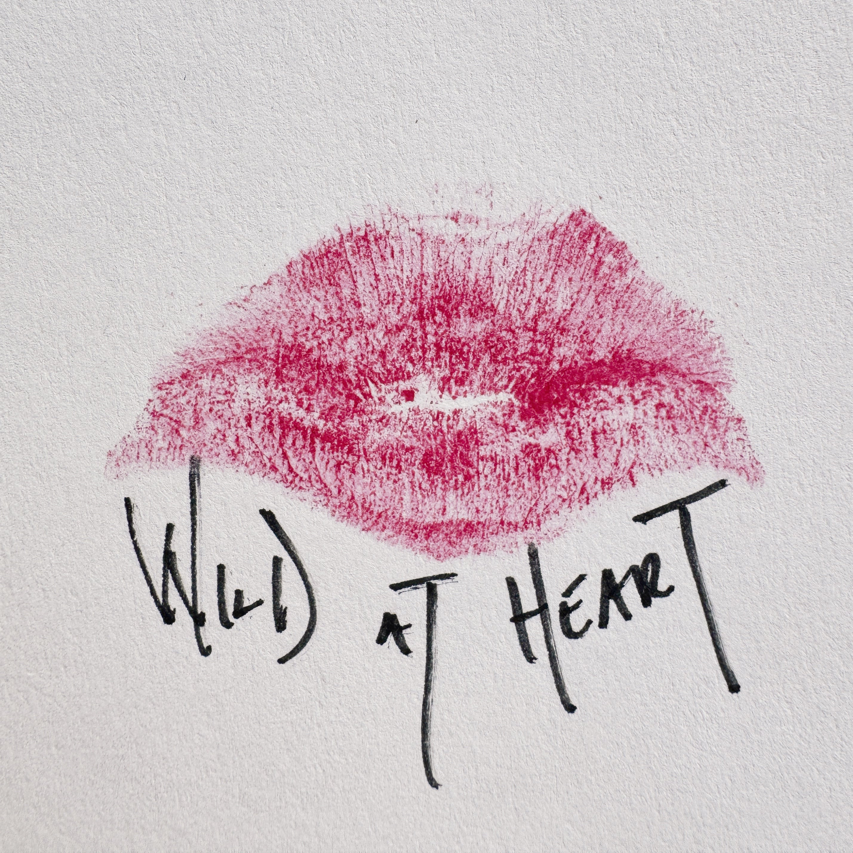 Lipstick : 8 Luxurious Shades
