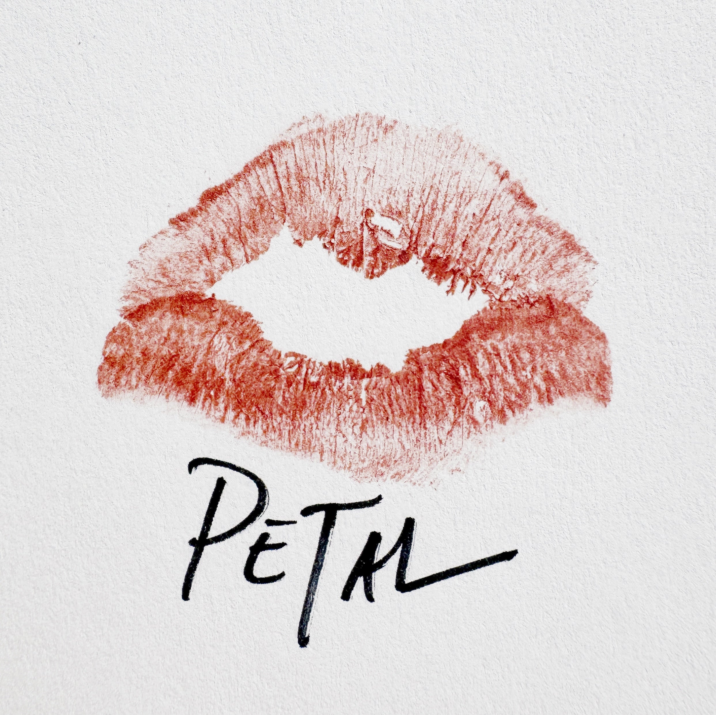 Lipstick : 8 Luxurious Shades